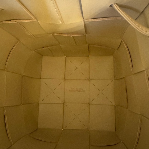 Bottega Veneta Small Cassette with felt insert and dust bag - Picture 8 of 8